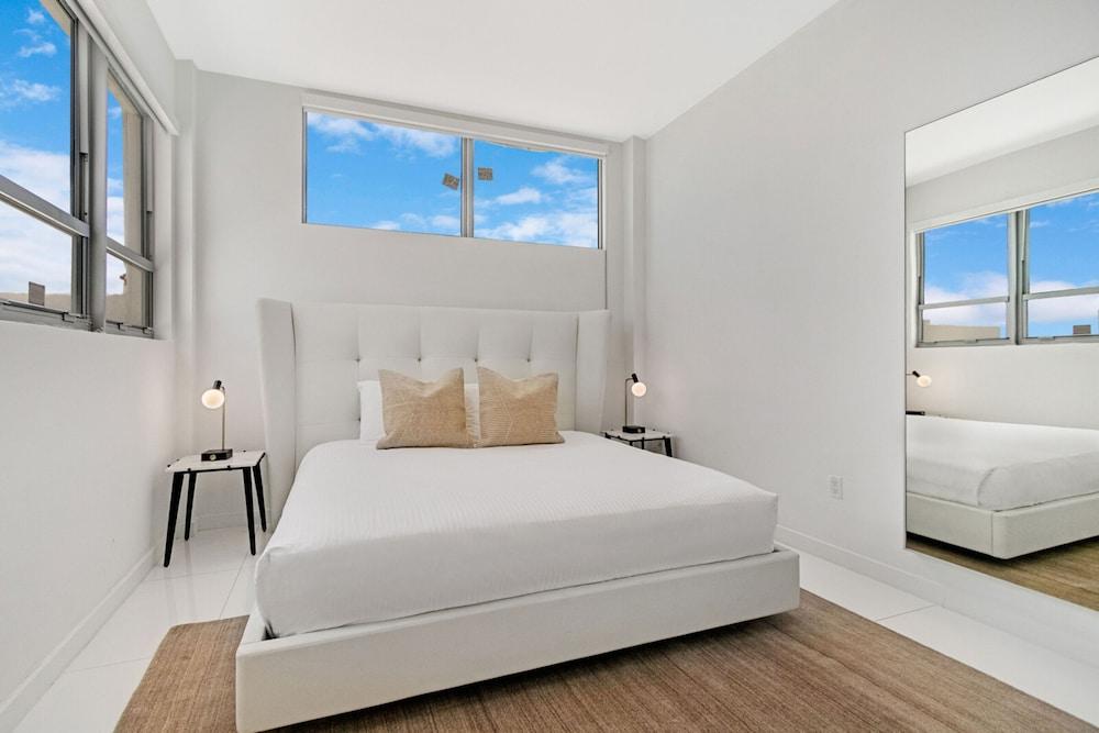 Shelborne Penthouse by Sextant