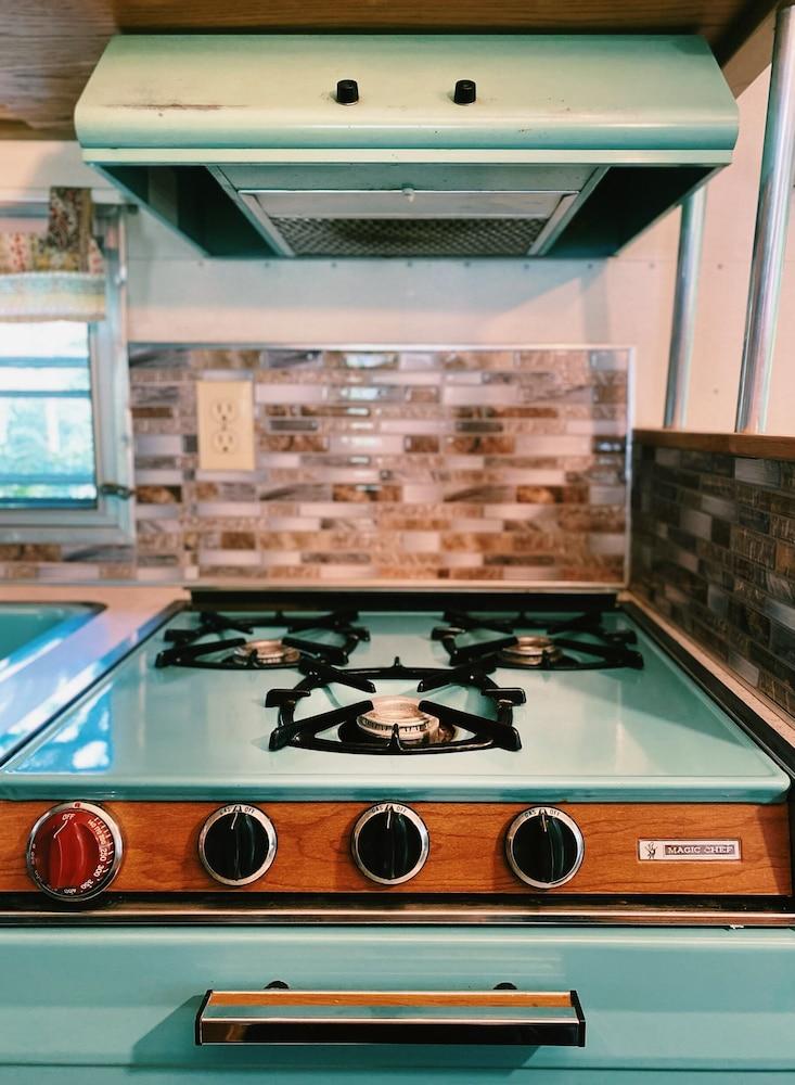 AGS Trailer House - Campground