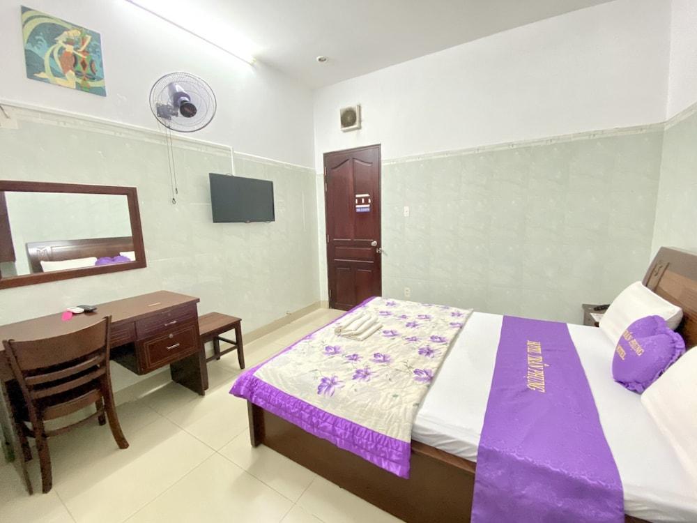 Tran Phung Hotel