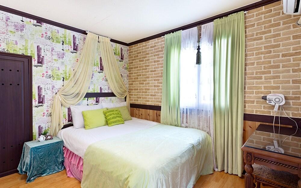 Jeju 20young Guest House