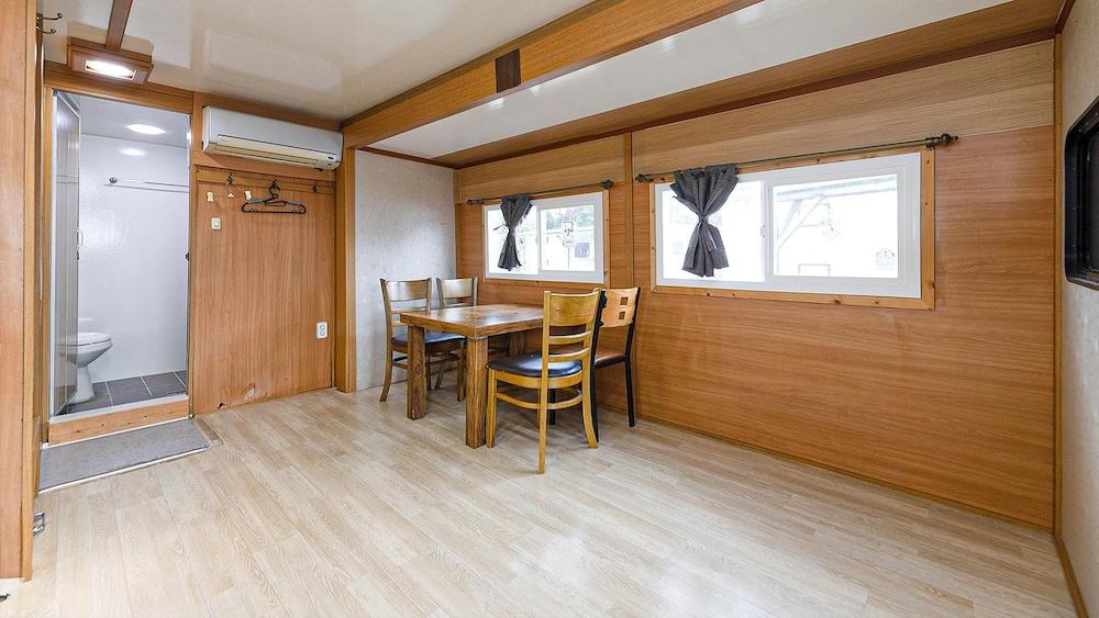 Seogwipo Pyoseoncaravan