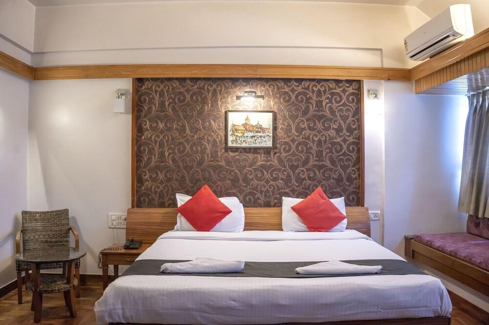 Hotel Sahara Pune