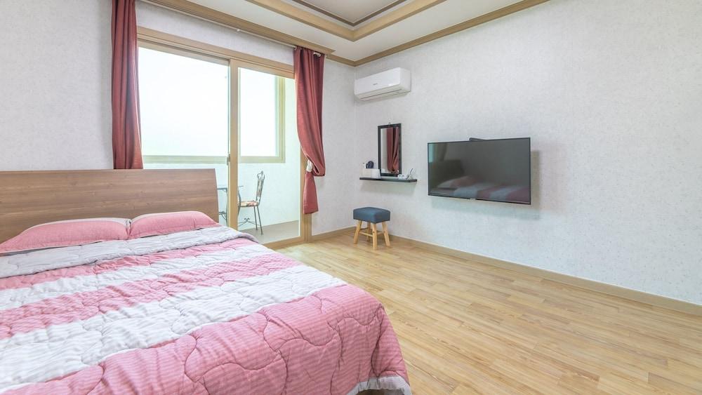 Samcheok Greenhyang Pension