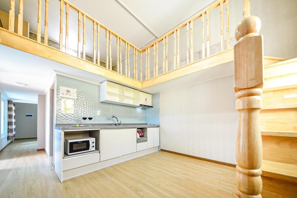 Tongyoung Seychelles Poolvilla