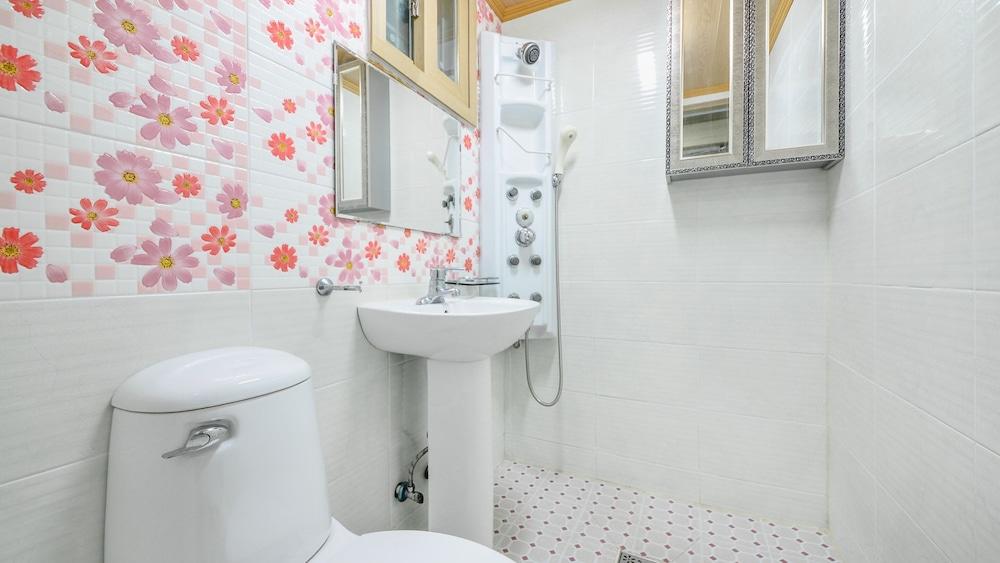 Samcheok Herb Pension