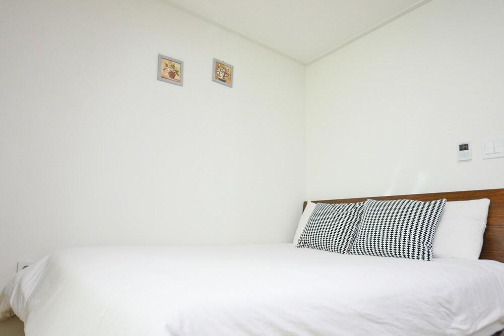 Ganghwa Noel Spa Pension