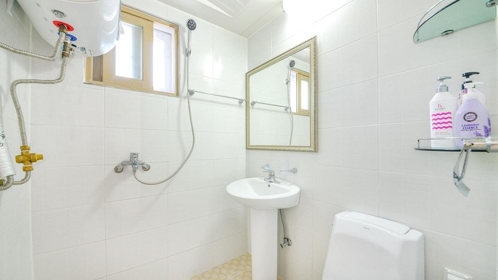 Samcheok Haemaru Pension