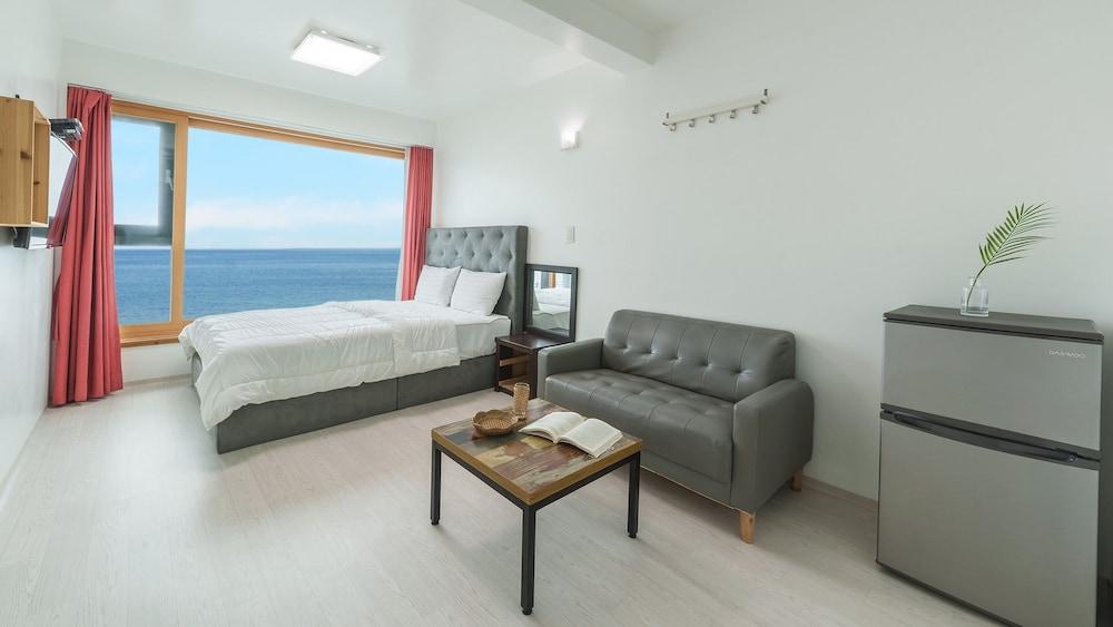 Gangneung Yedam Pesion