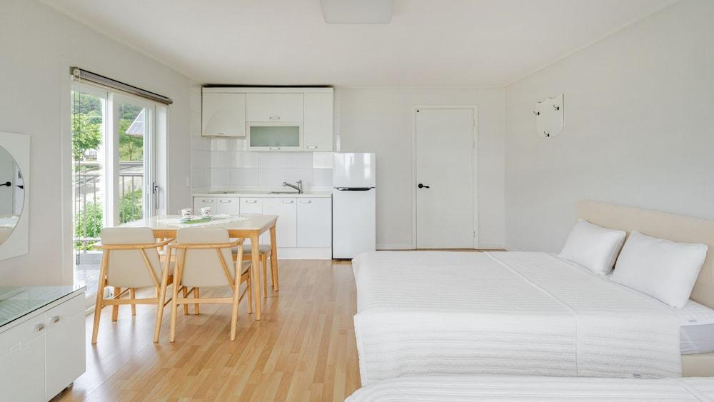 Geoje Joeunde Pension