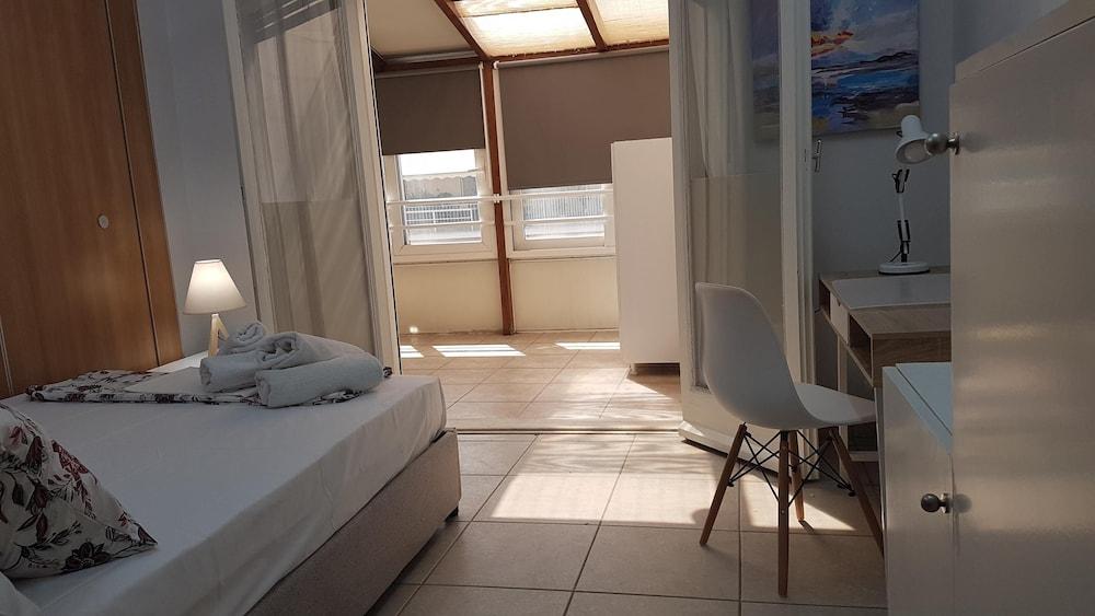 Errathens Sky Apartment