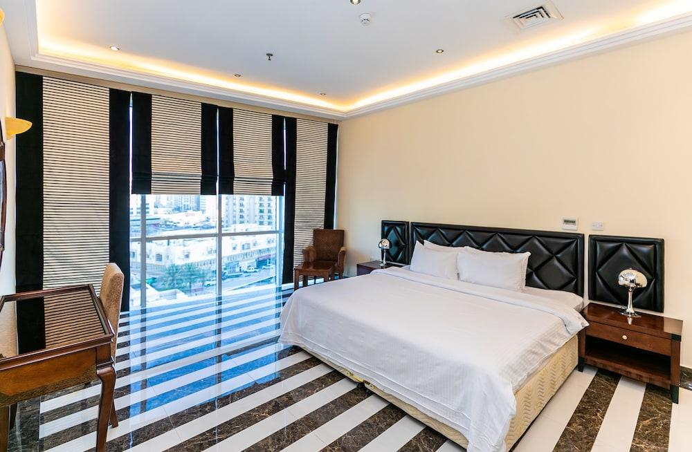 Royal Mirage Hotel and Apartments