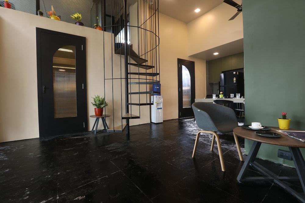 Mayura Aureole Co-living - Hostel