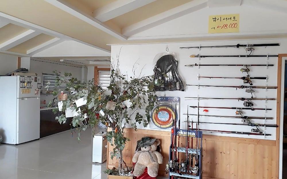 Jeju Orange Unshared House