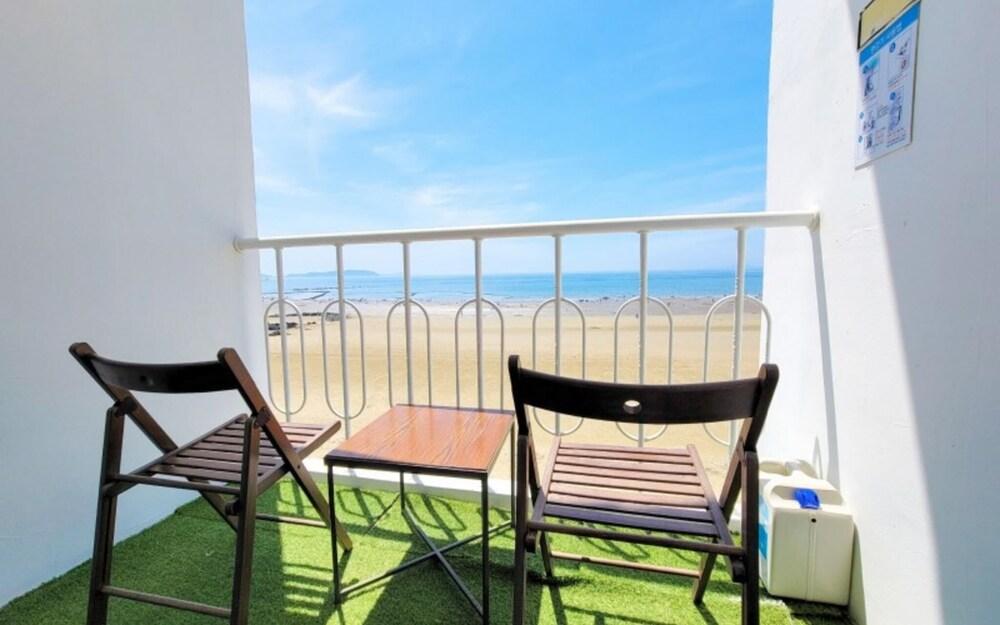 Taean The Classic Spa Pension