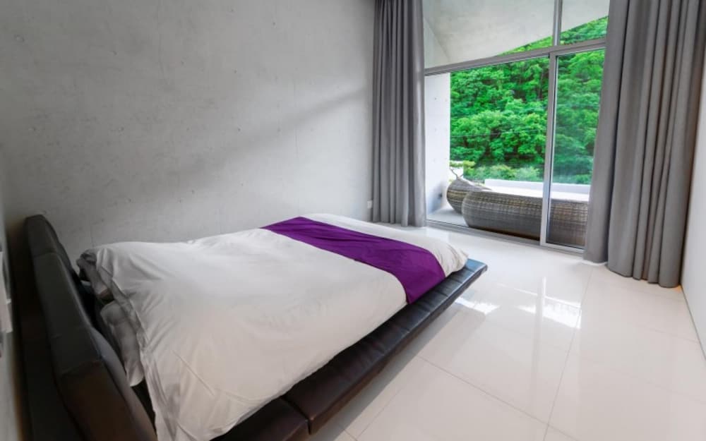 Hongcheon U Retreat Pool Villa