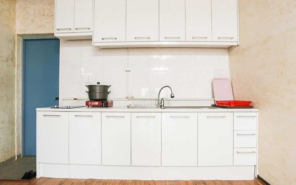 Hwaseong Island Pension