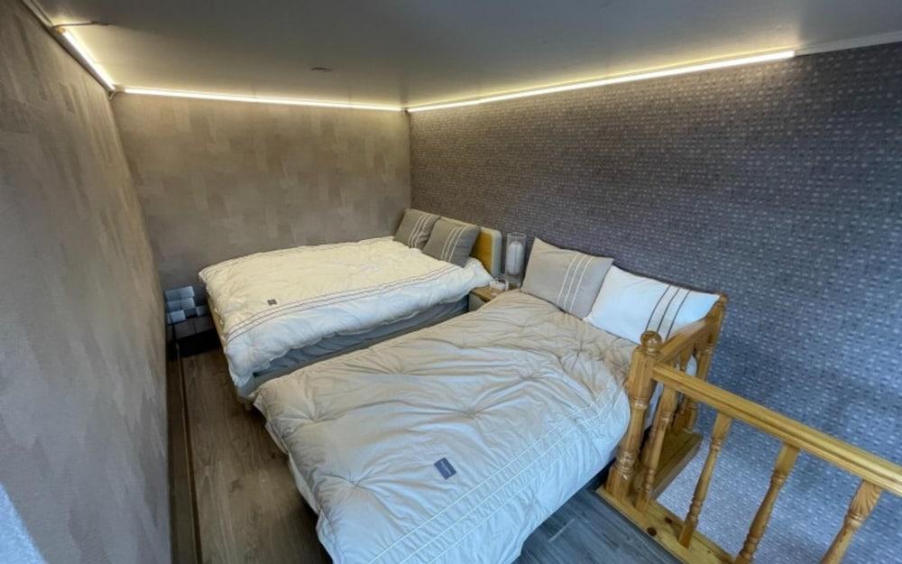 Sacheon Sagyejeol Pension