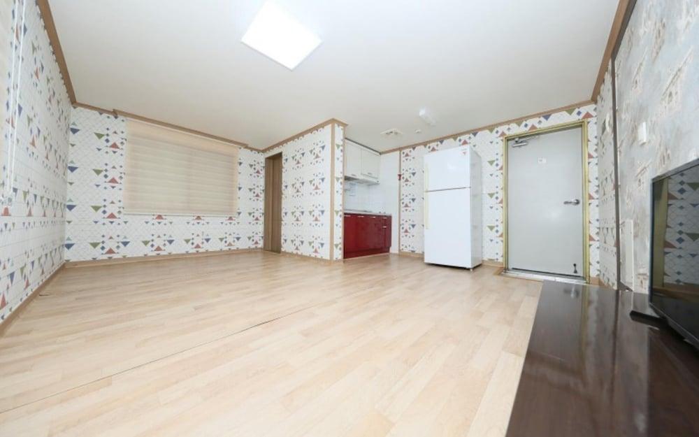 Boryeong Rosemary Pension