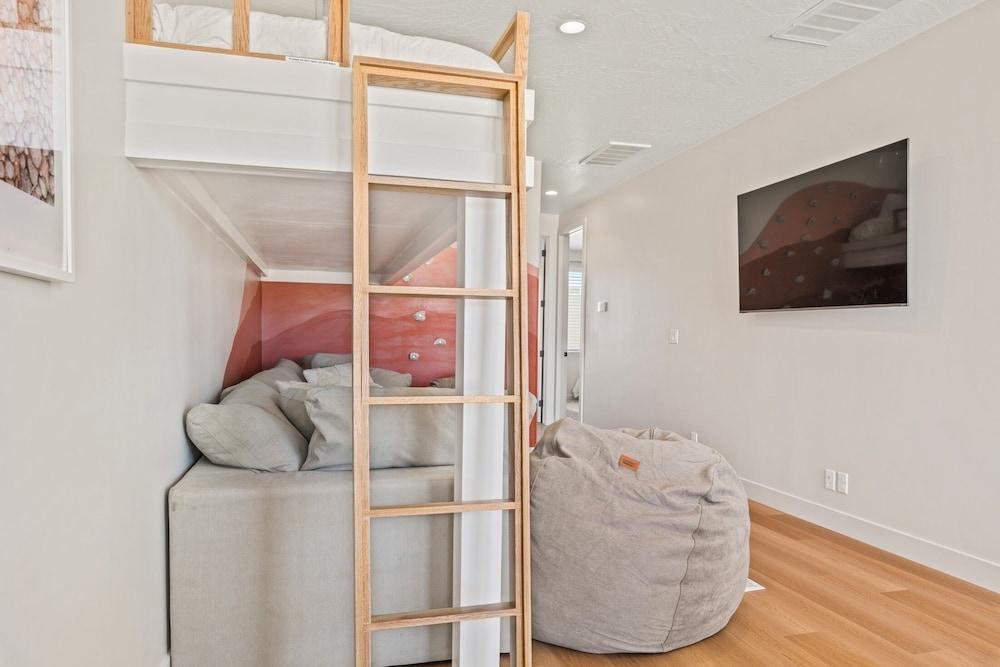 Sandstone Shores by RedAwning