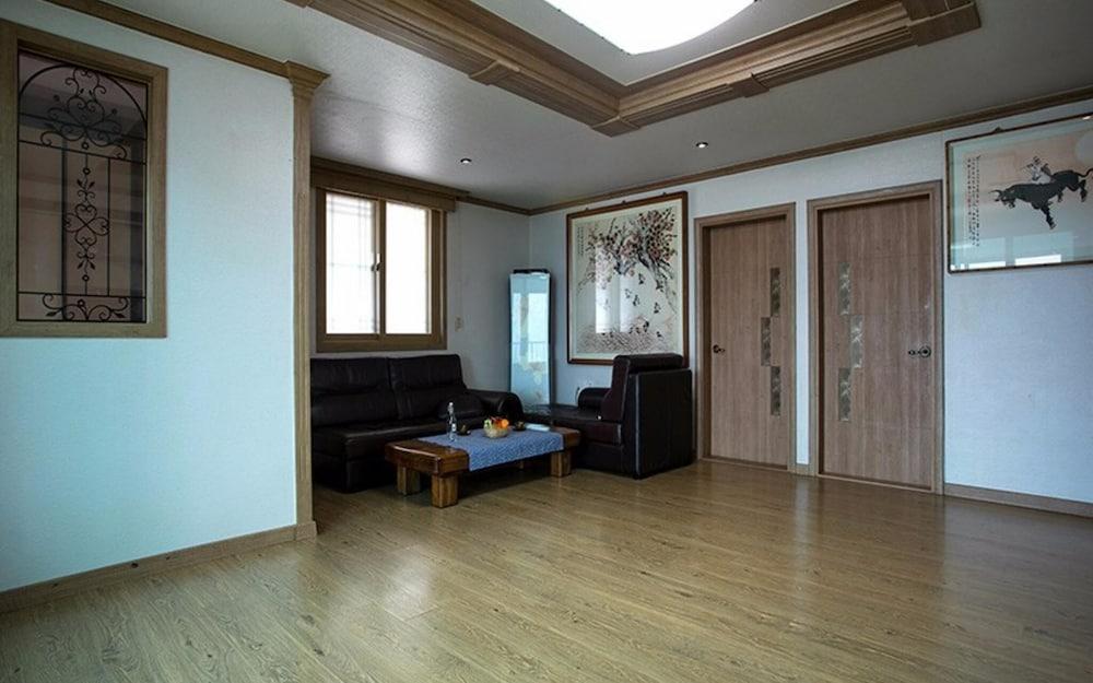 Yeosu Exporo Pension