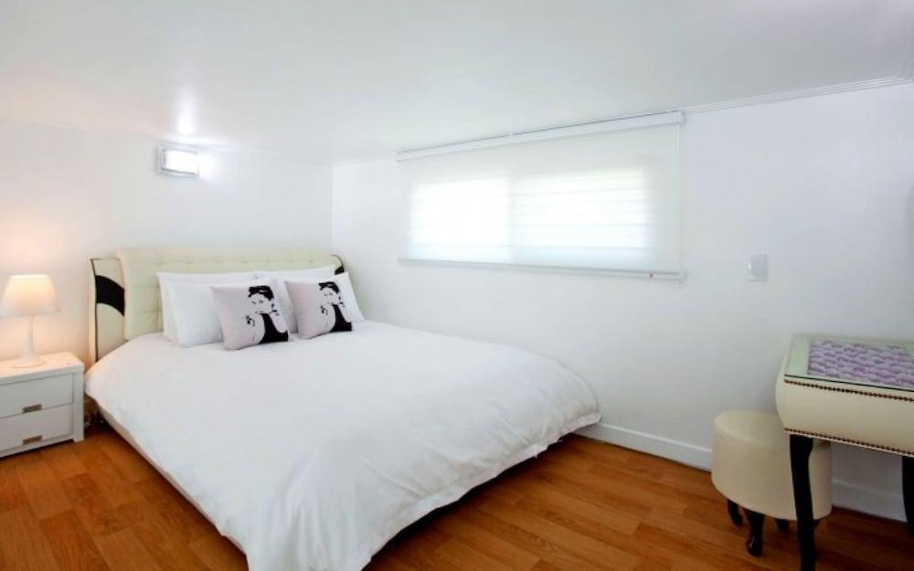 Gapyeong Kkongkakji Pension