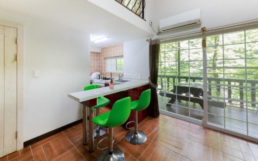 Yangsan Cheongnim Oak Valley Pension