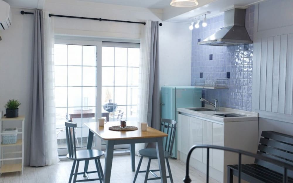 Taean Her Sea Pension