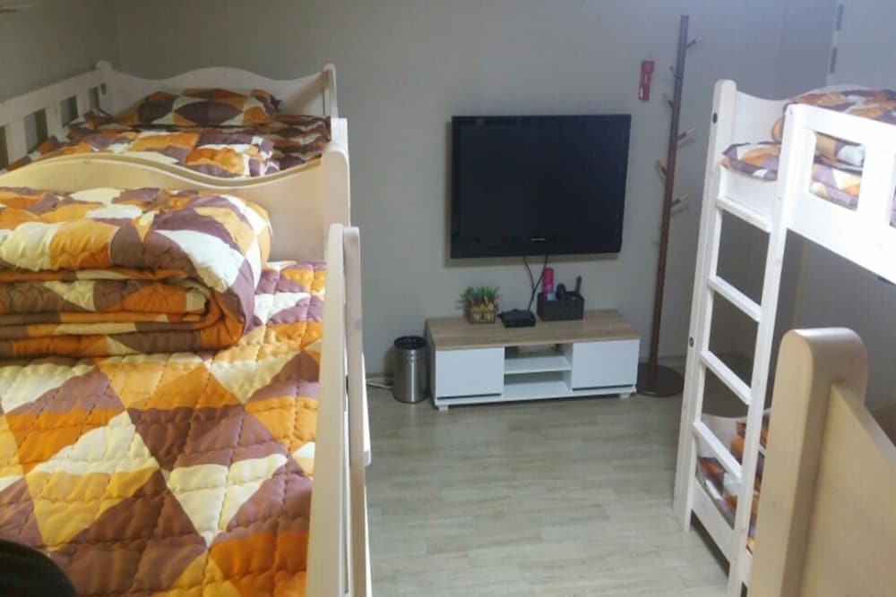 Tongyeong Moda Guest House