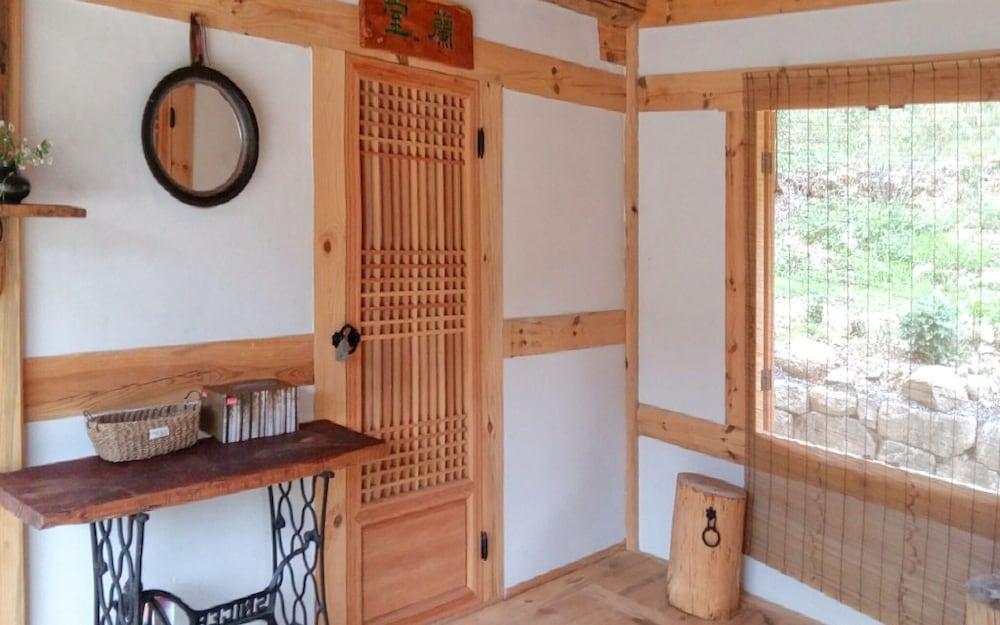 Daegu Hwajeon Old House