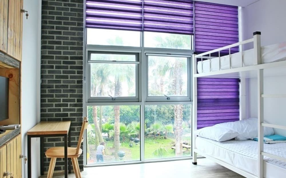 Jeju Neopbille Guest House