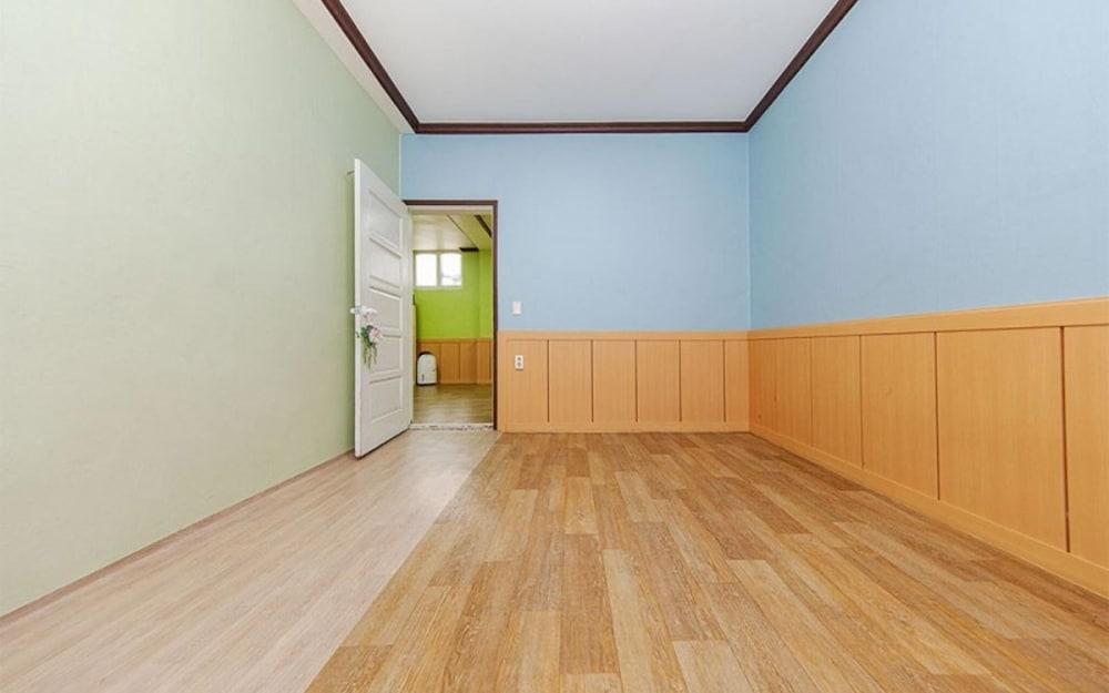 Boryeong Family Pension