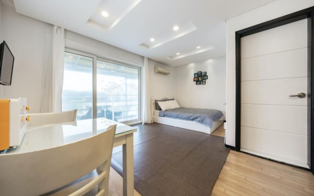 Taean JM Village Pension