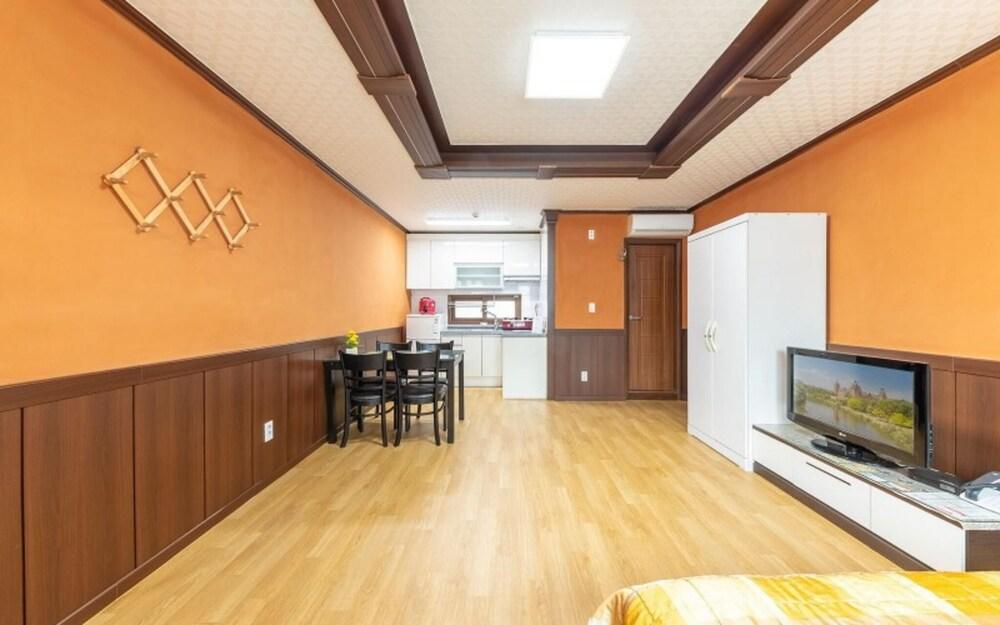 Inje Rainbow Pension