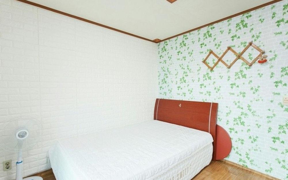 Geojedo Glory Pension