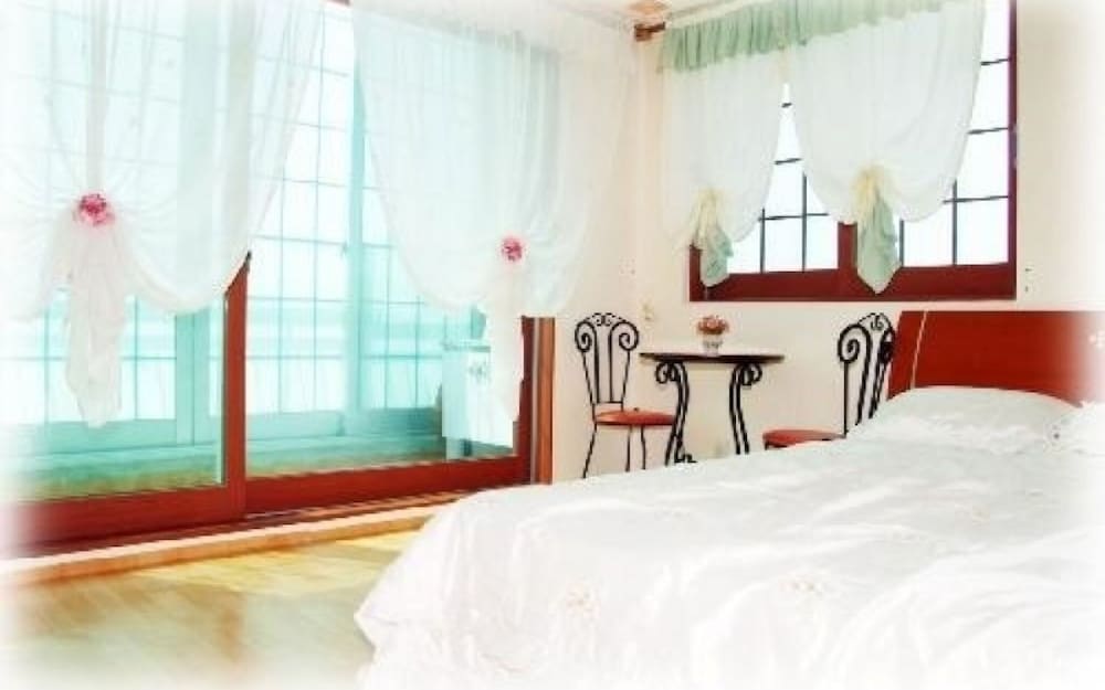 Geojedo Glory Pension