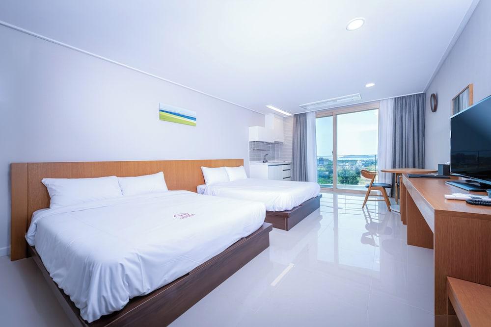 LUMIA Hotel & Resort