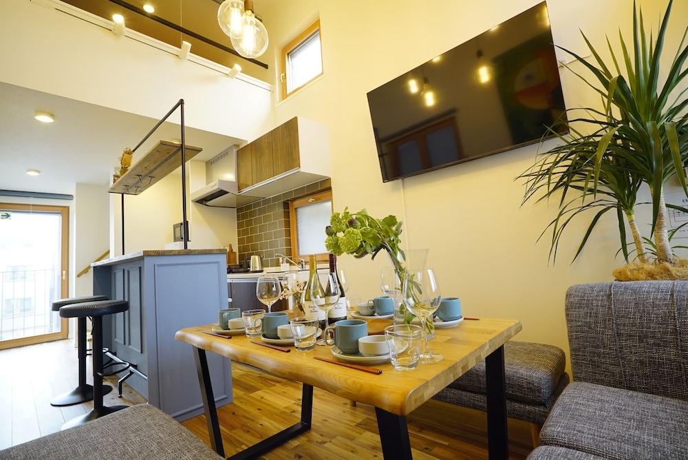 Tokyo villa riverside HIRAI