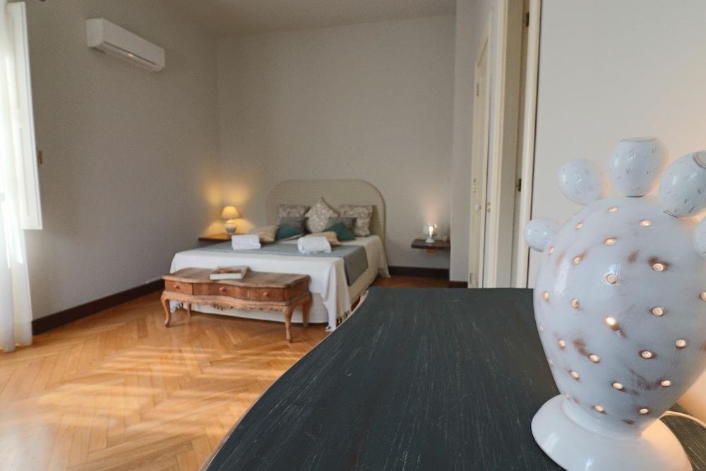 Executive Suite - Calais