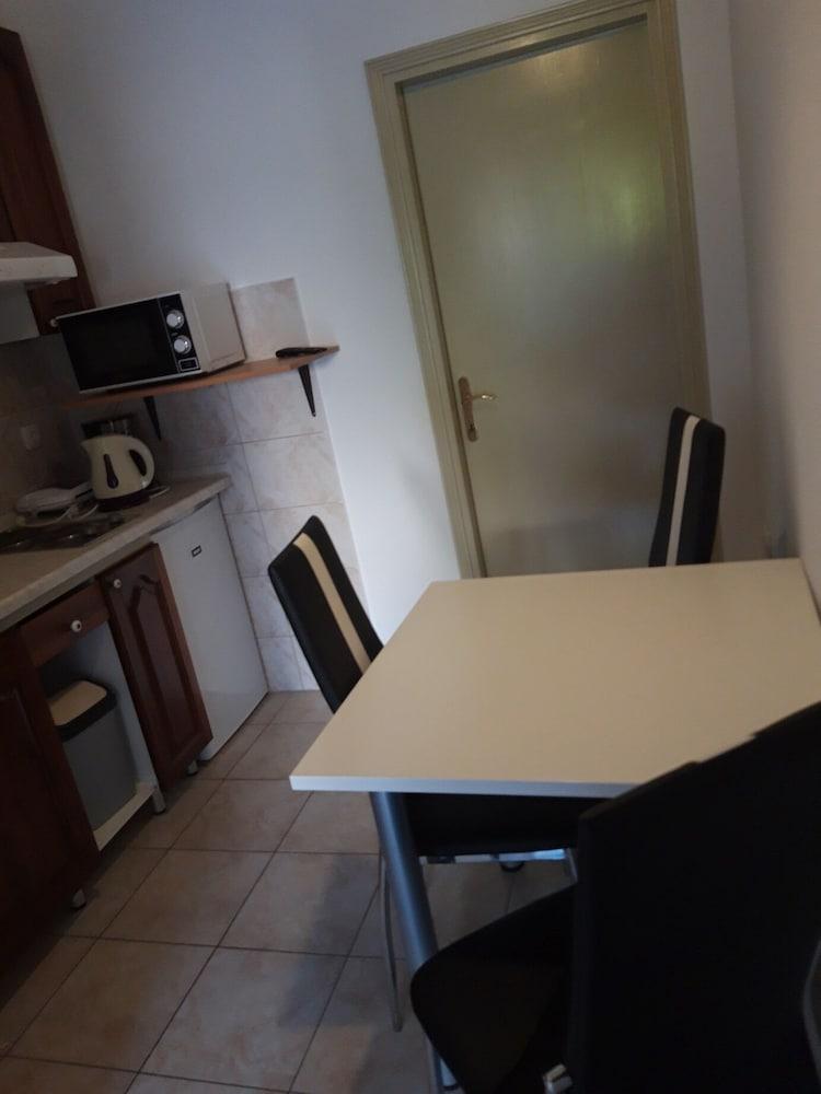 South Wing Apartment