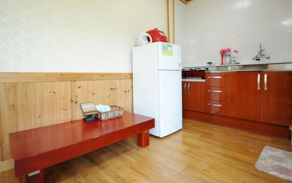 Damyang Clover Pension