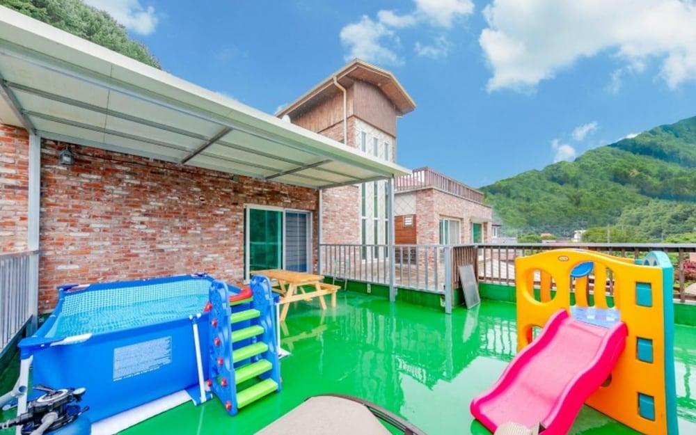 Gapyeong Jace Kids Pension