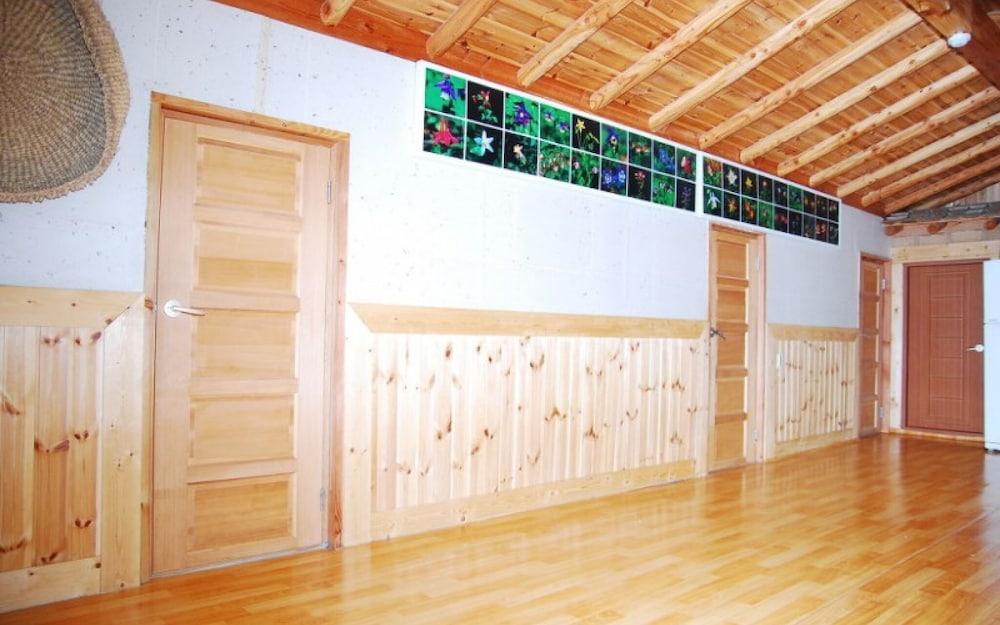 Gapyeong Dumesangol Pension