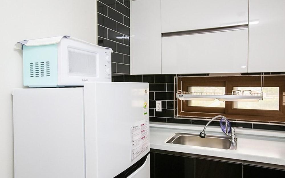 Jeju Badangeobu Pension