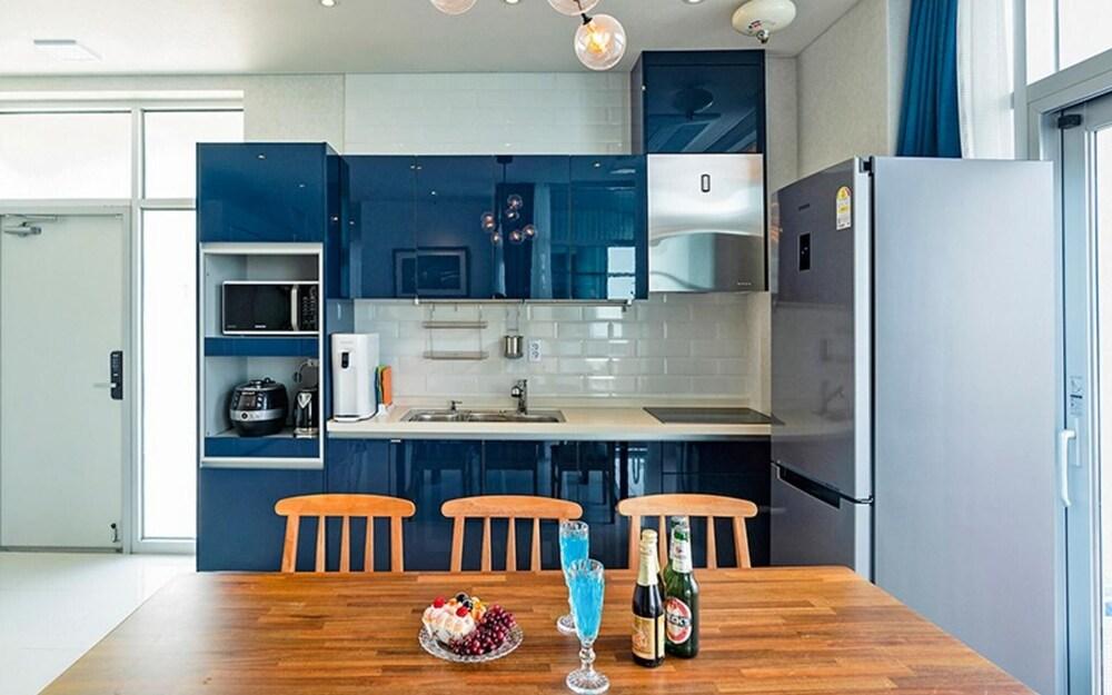 Yeosu Marine Terrace Poolvilla