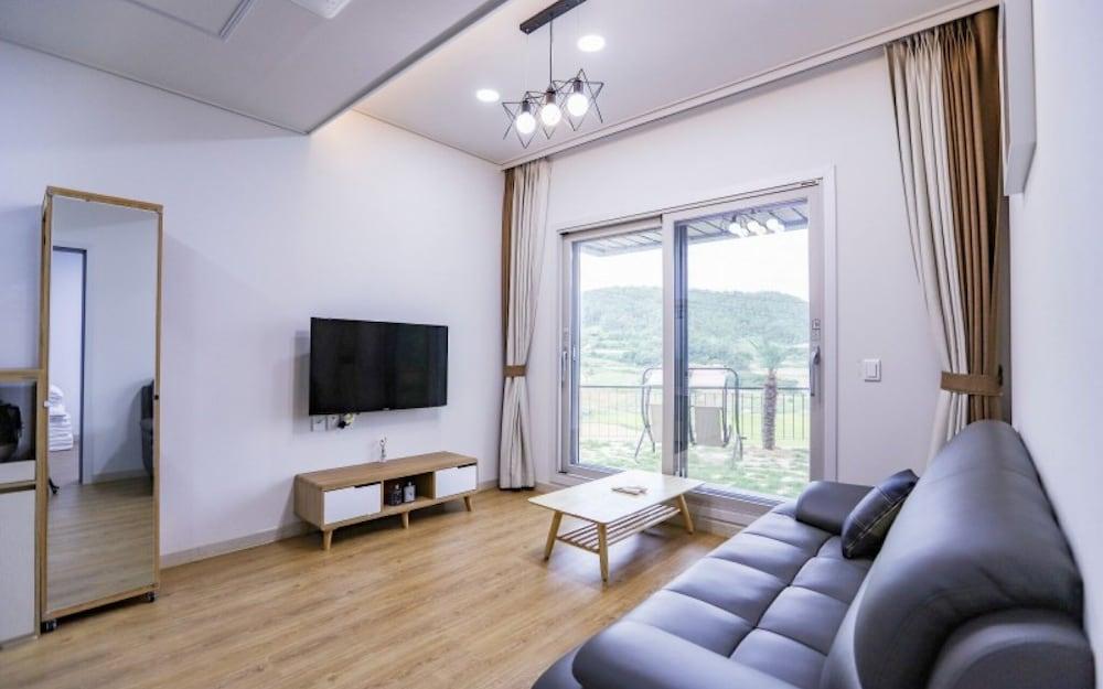 Yeosu Gagopa Pension