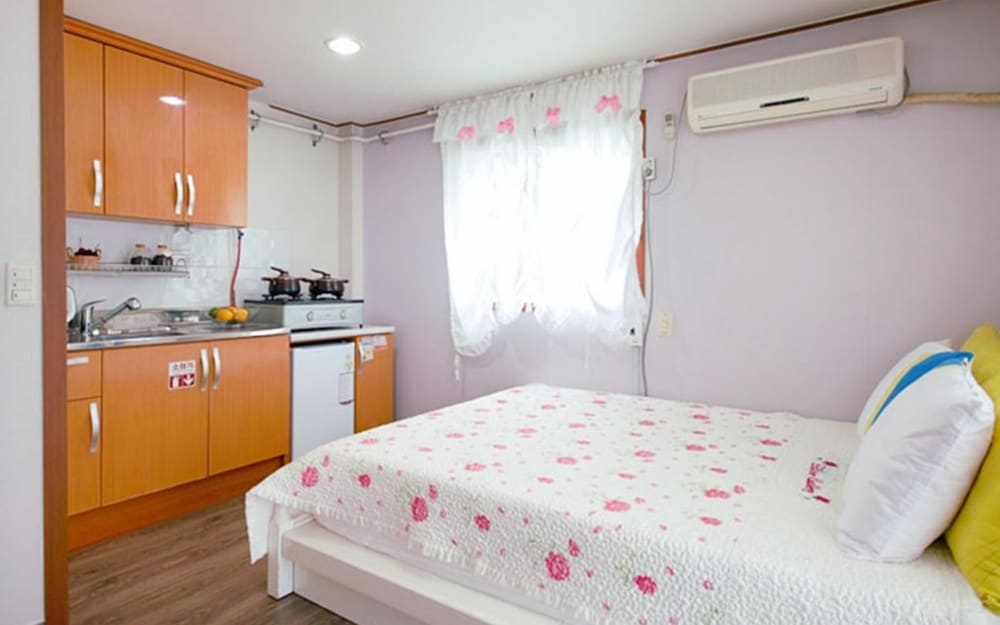 Namhae Blue Bird Pension