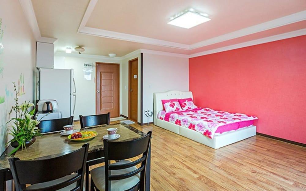 Pohang Blue Bada Pension