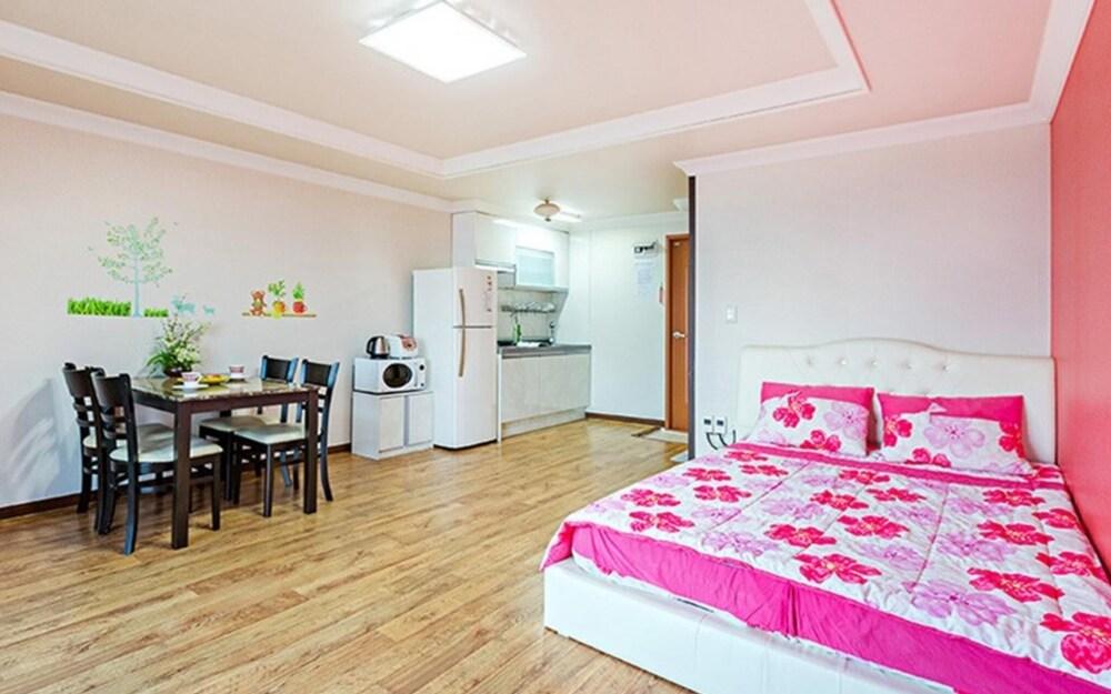 Pohang Blue Bada Pension