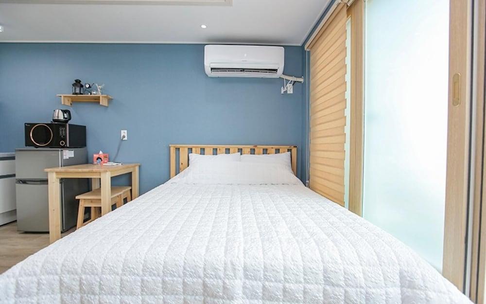 Jeju Jinggeomdari Pension