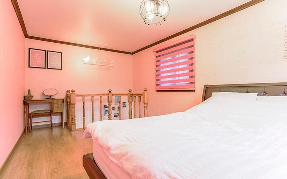 Hongcheon Casa del Sol Pension